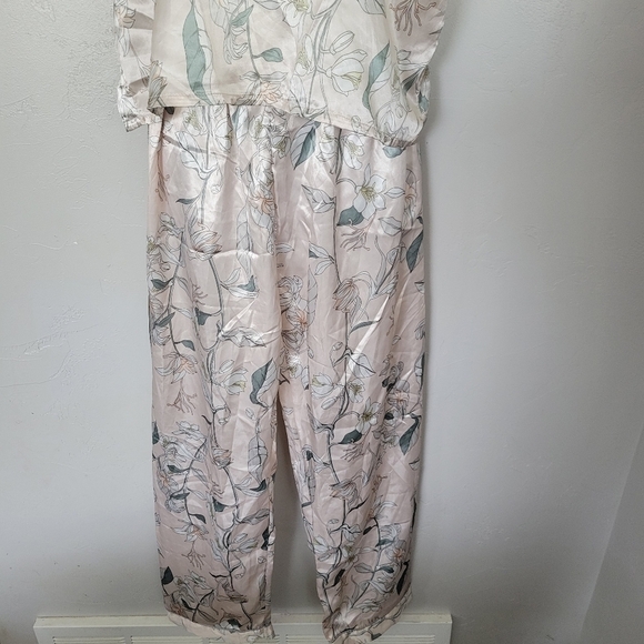 Light Pink Floral Silky Pajamas Two Piece PJ Set Tank Top Pants Sleep - Picture 3 of 7